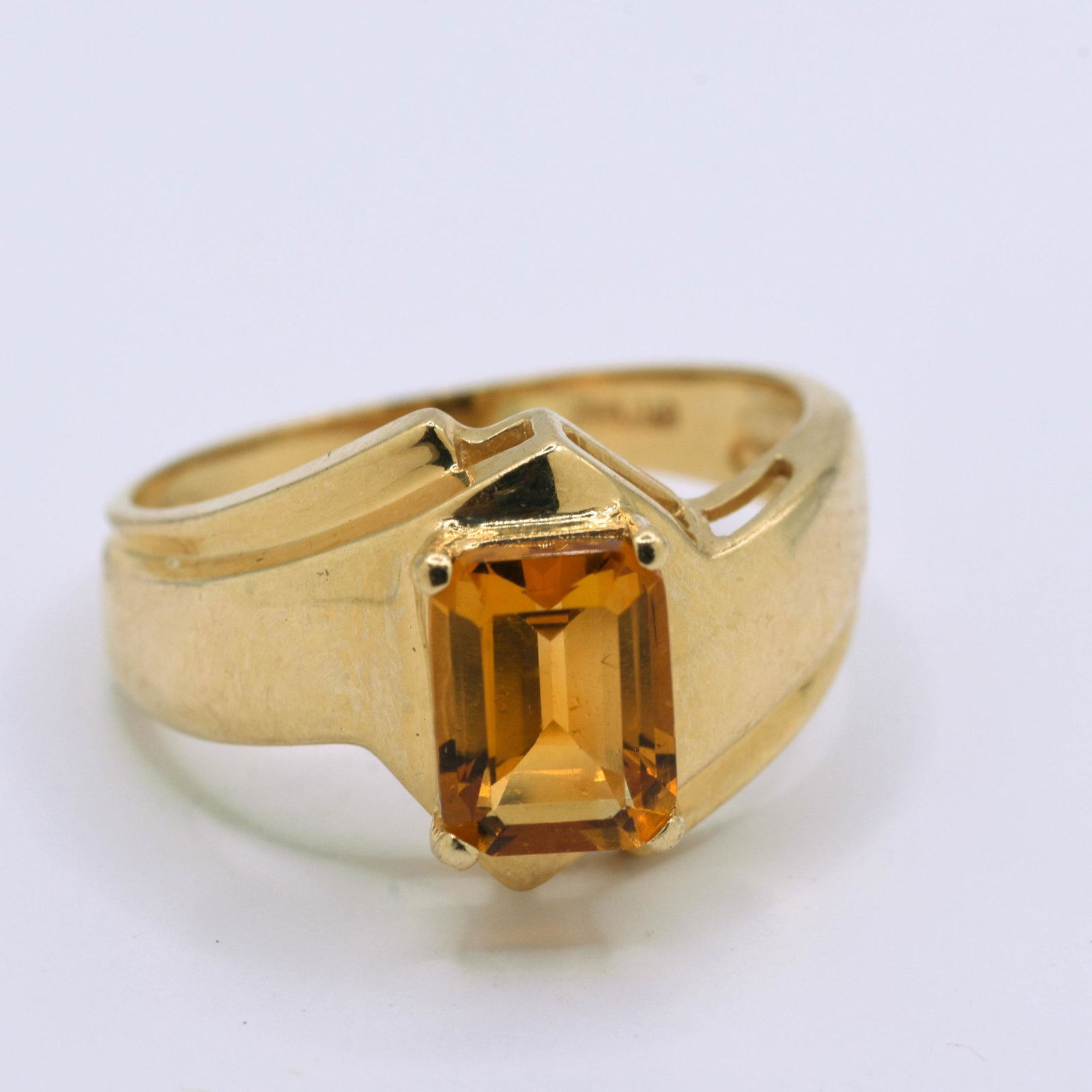 14K Yellow Gold Citrine Ring (1 of 2)