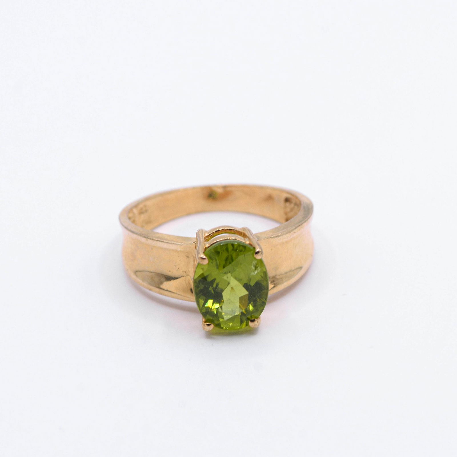 10K Peridot Ring (1 of 2)