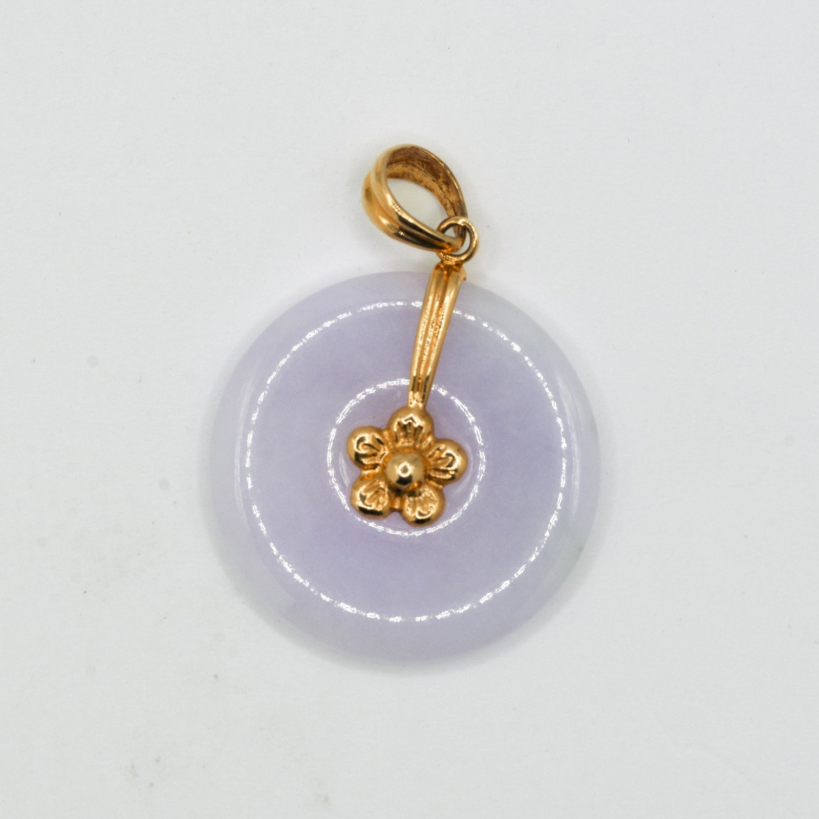 14K Lavender Jade Pendant: 19 mm Lavender Jade in Gold Mounting, 2.1 grams