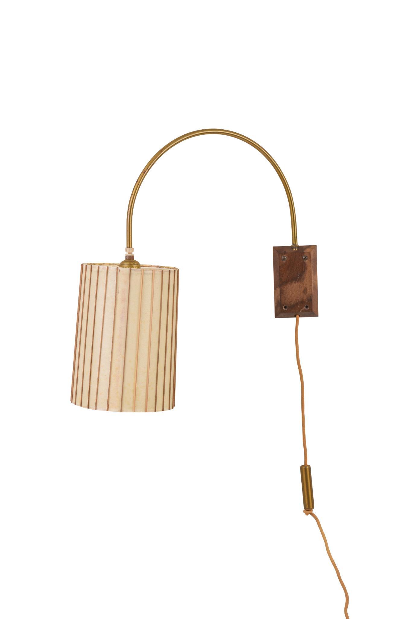 Mid Century Wall Lamp. (1 of 2)