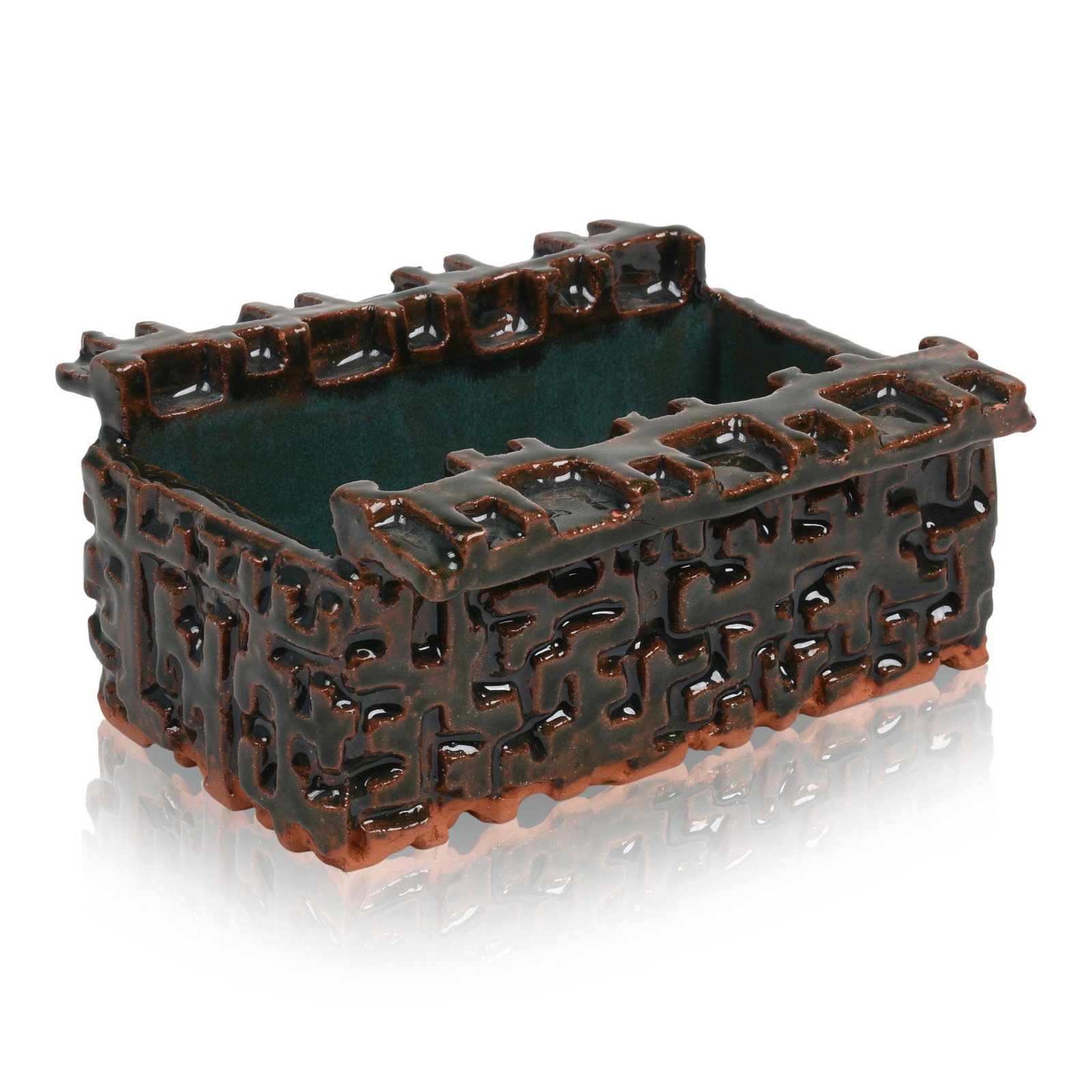 Unusual Studio Pottery Planter. (1 of 4)