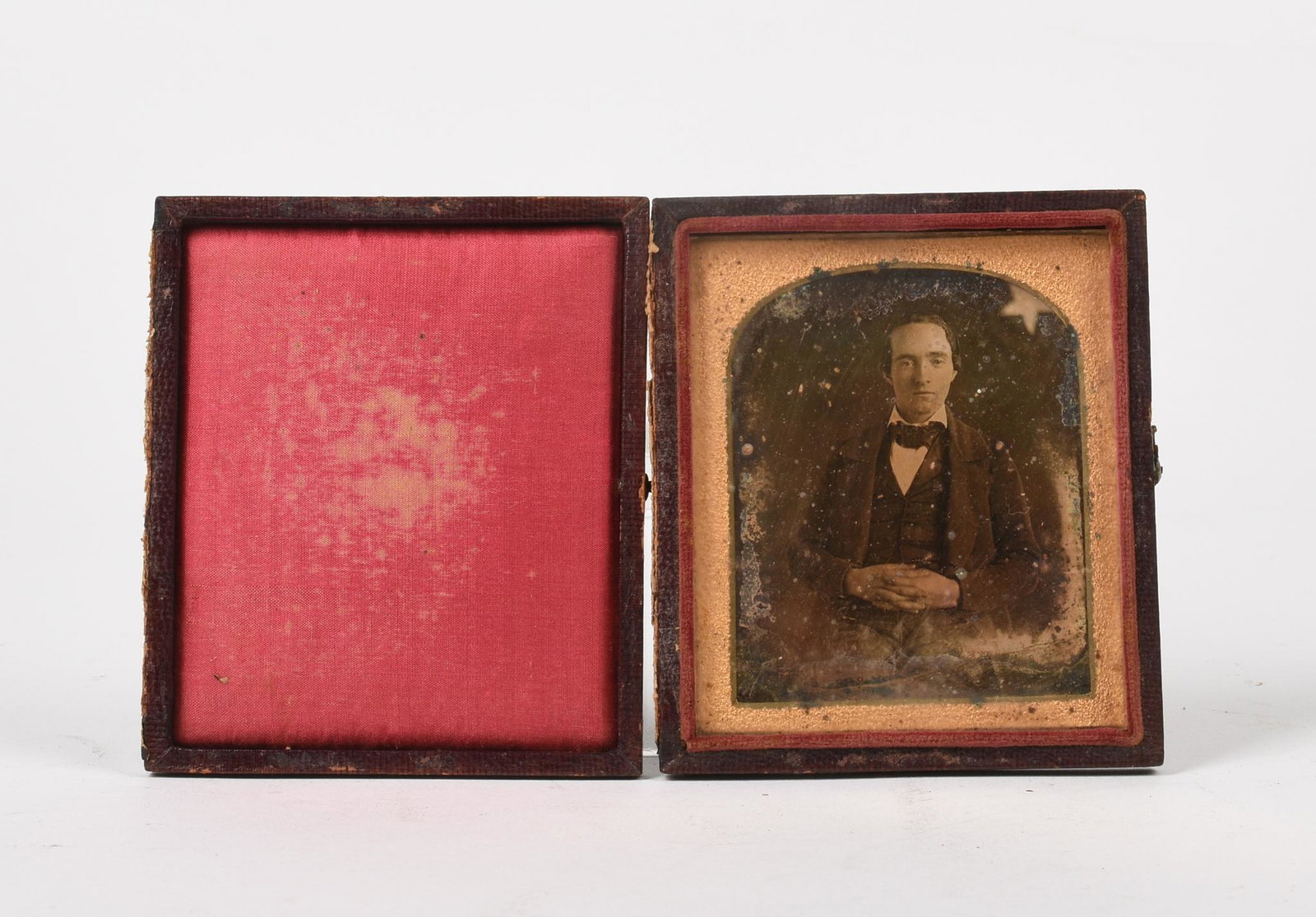 Daguerrotype of a Man In Front of the American Flag.: 3.25 x 2.75 inches, in original case. Cover detached.