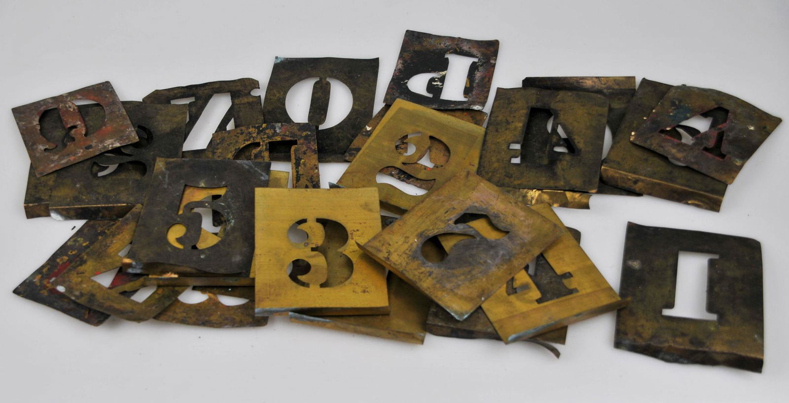19TH 20TH CENTURY BRASS NUMBER LETTER STENCIL LOT (1 of 2)