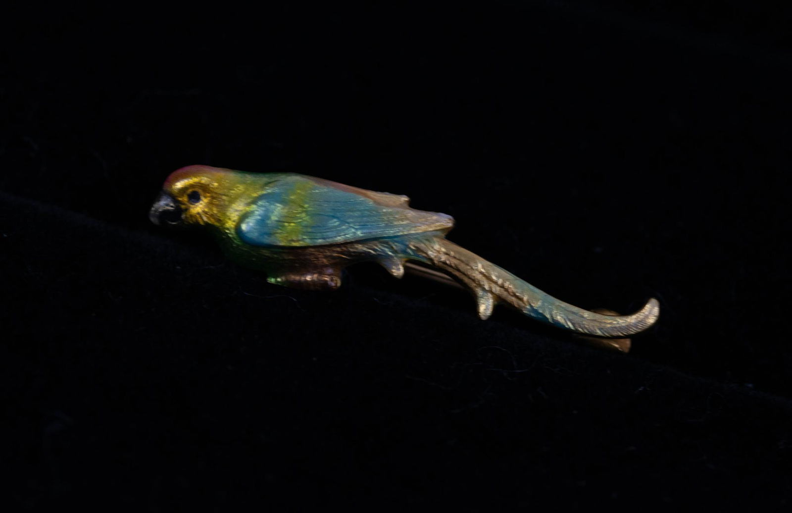 ANTIQUE KREMENTZ 14K YELLOW GOLD COLORFUL ENAMEL BIRD PIN BROOCH (1 of 2)