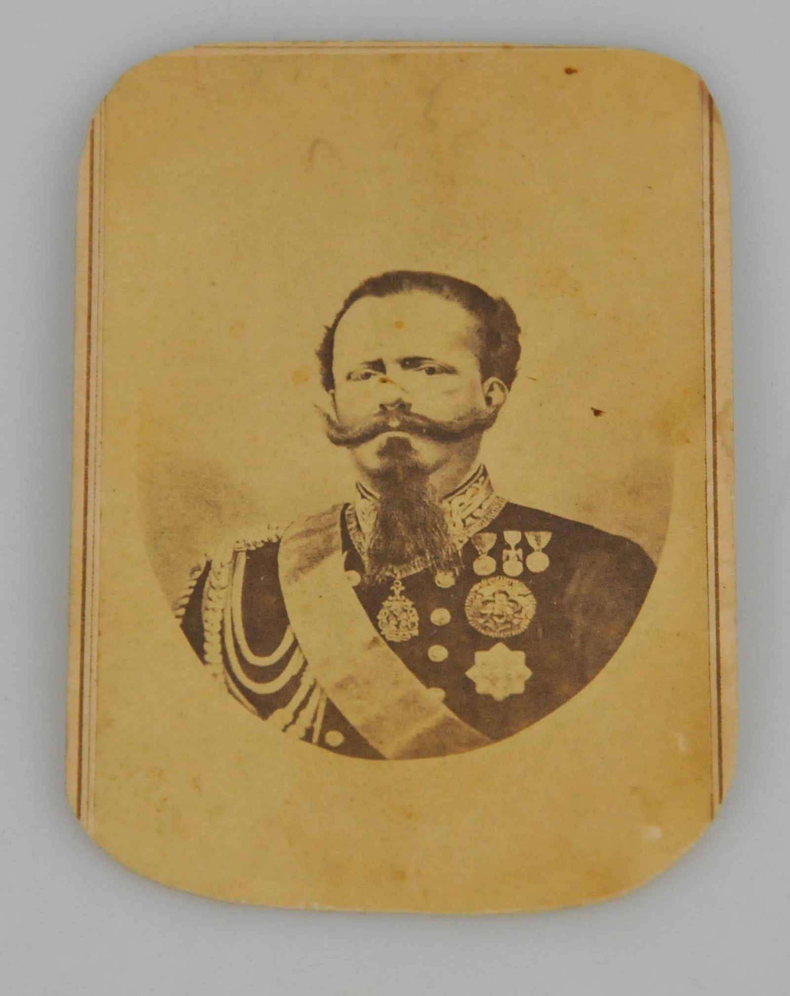19TH CENTURY KING OF ITALY VICTOR EMMANUEL II CDV PHOTOGRAPH PORTRAIT: 3 1/2" by 2 1/2" trimmed top and bottom. king of Sardinia from 1849 until march 17th 1861 when he became king of Italy until his death in 1878.
