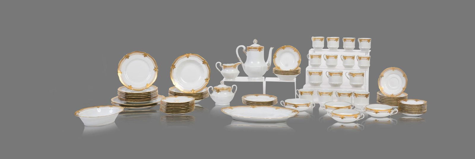 Haviland Limoges Regis Luncheon Service. (1 of 3)