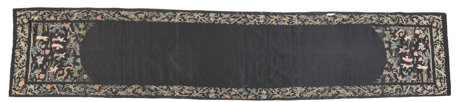 Fine Chinese Embroidered Table Runner. (1 of 3)