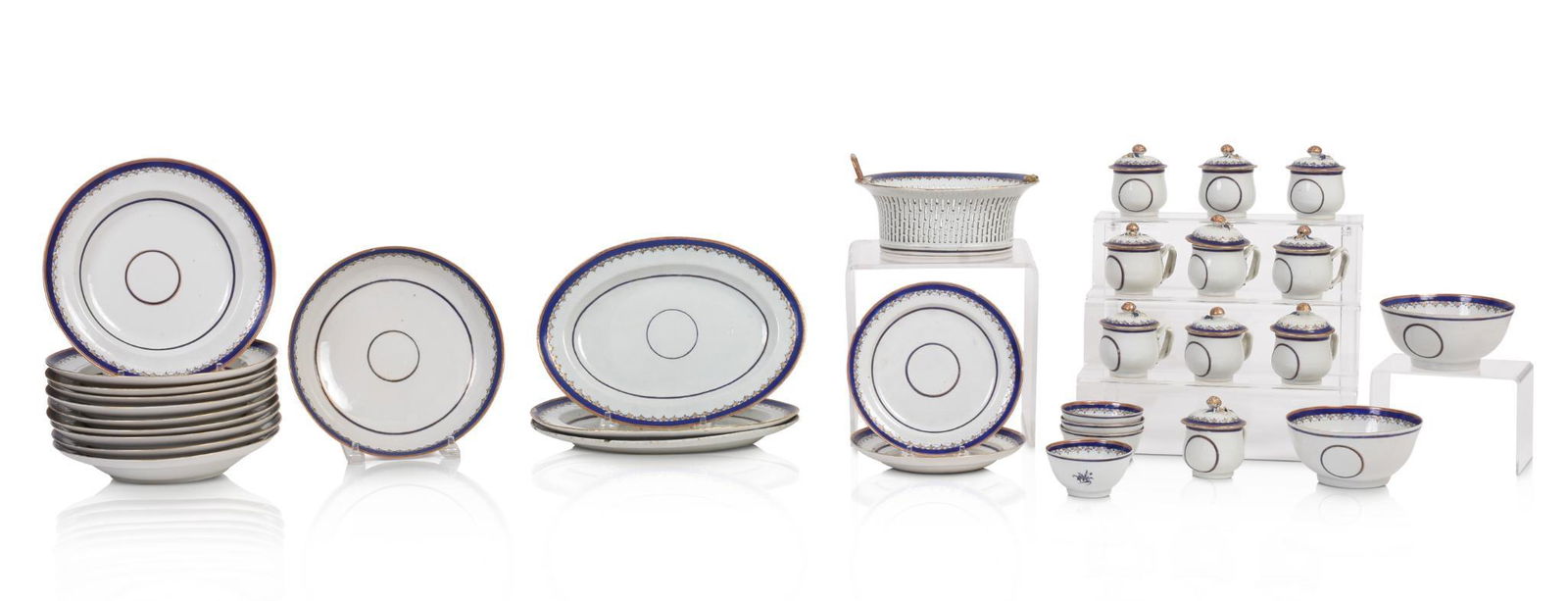 Japanese Export Porcelain Part Dinner Service (1 of 6)
