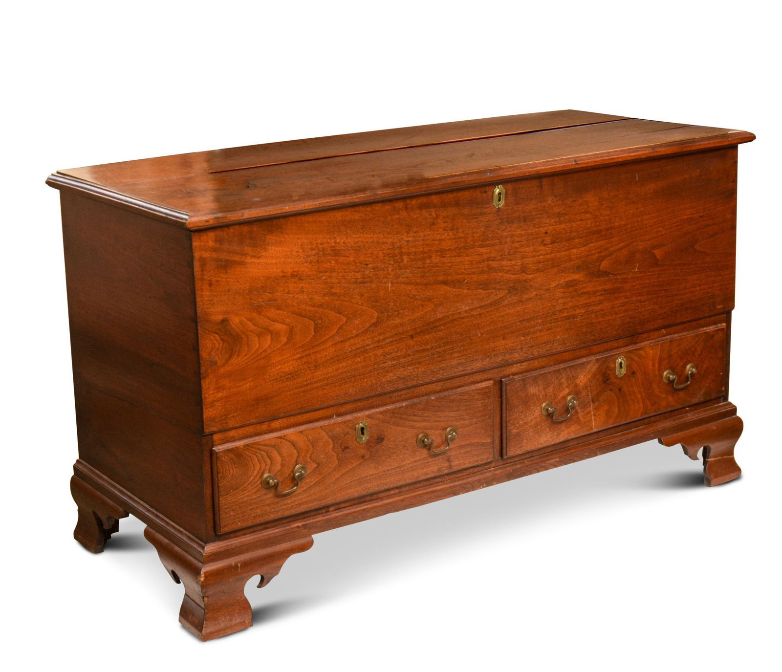 Pennsylvania Walnut Blanket Box. (1 of 3)