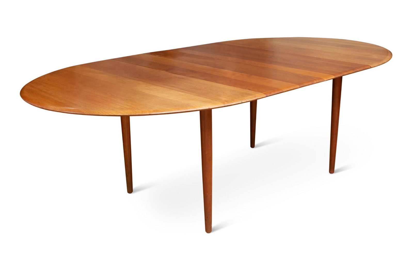 Mid Century Modern Oval Dining Table. (1 of 1)