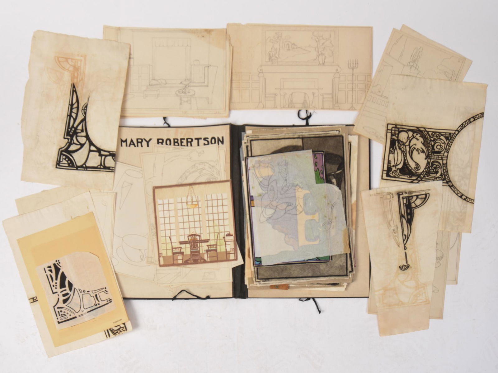 Arts & Crafts Portfolio of Mary Robertson. (1 of 3)