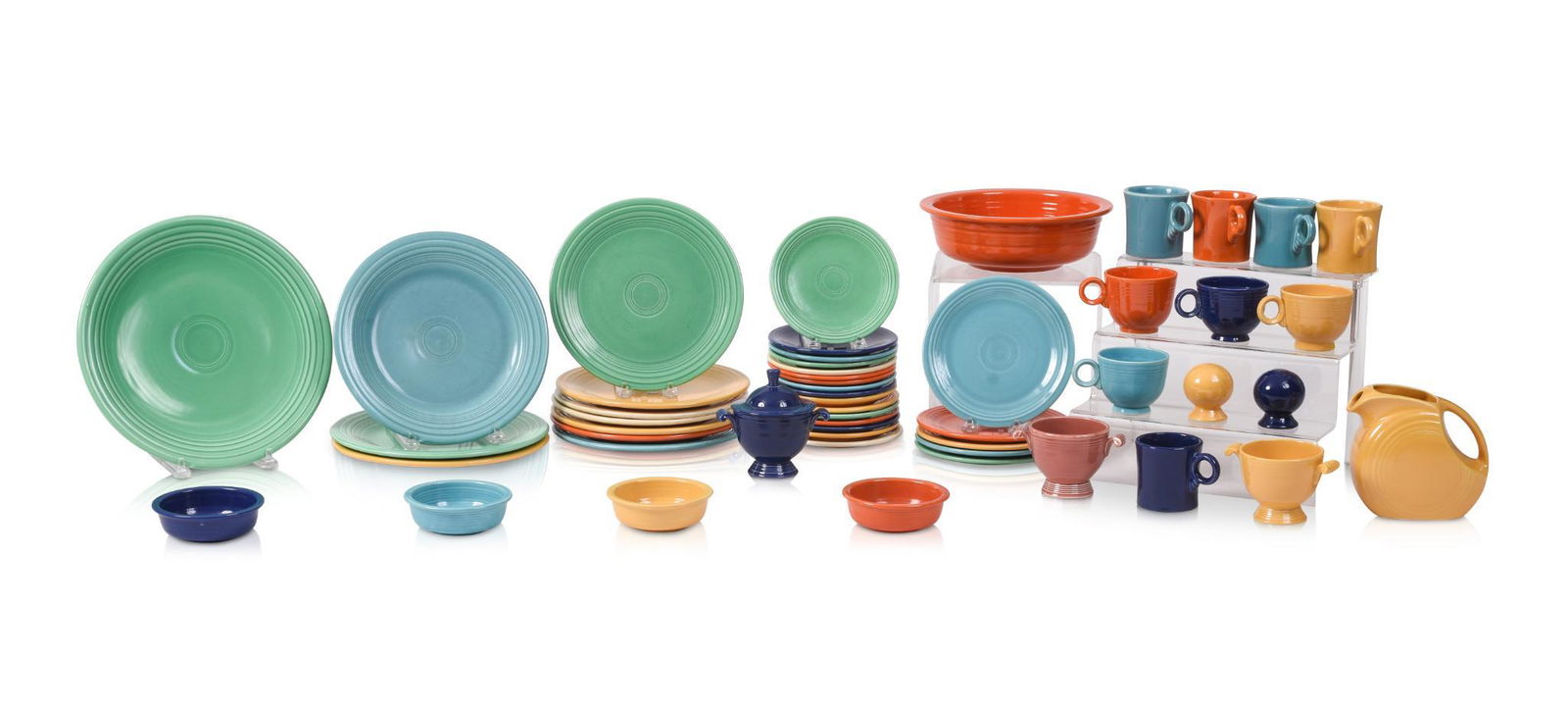 Group of Vintage Fiestaware. (1 of 7)