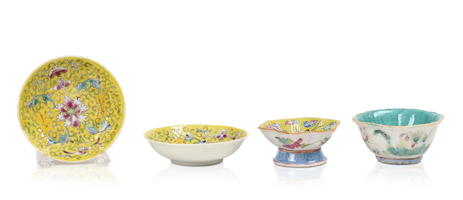 Four Small Chinese Porcelain Objects. (1 of 3)