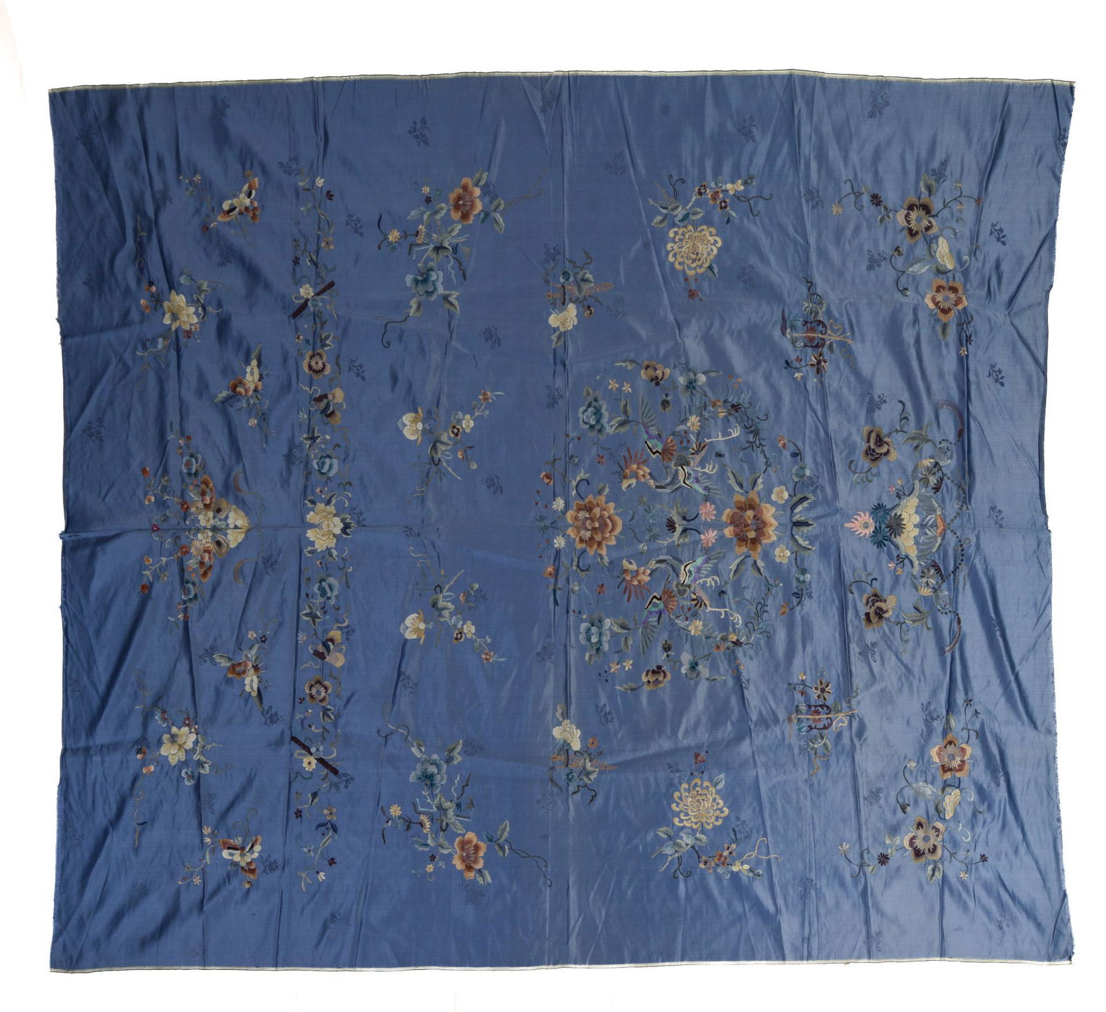 Large Chinese Embroidered Silk Panel. (1 of 2)