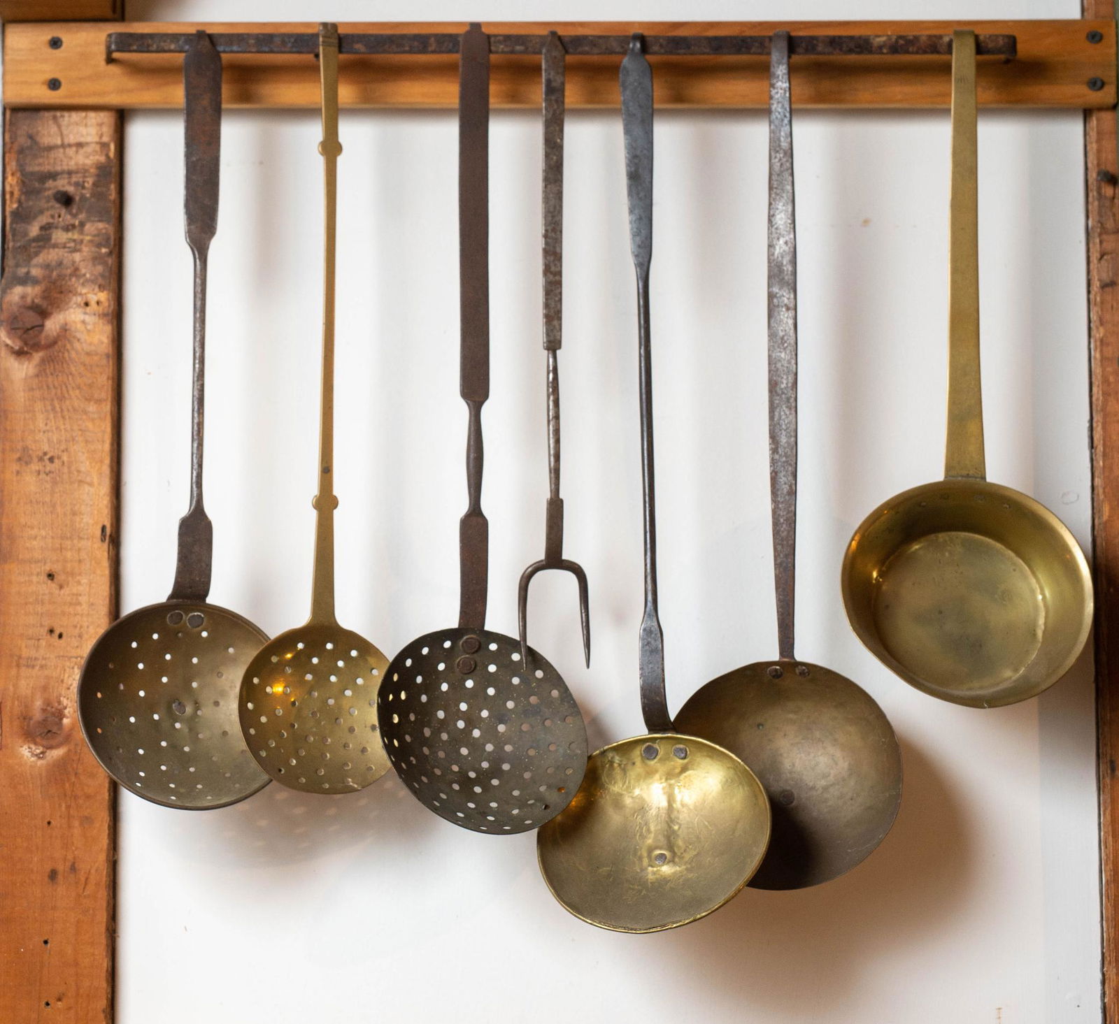 BRASS AND IRON SKIMMERS, LADLES AND DIPPER. (1 of 2)