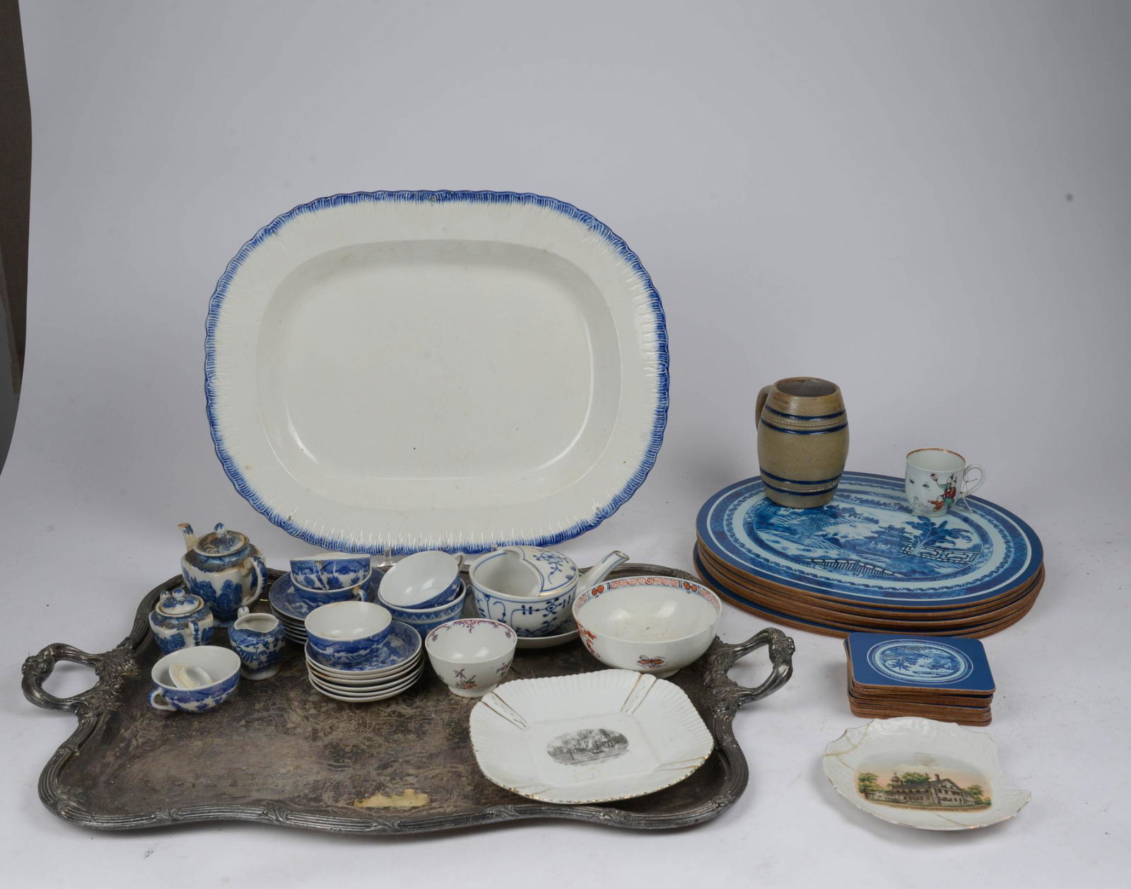 COLLECTOR'S CHOICE TRAY LOT (1 of 3)