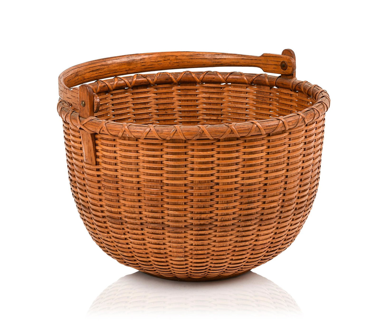 Nantucket Type Swing Handle Basket (1 of 4)