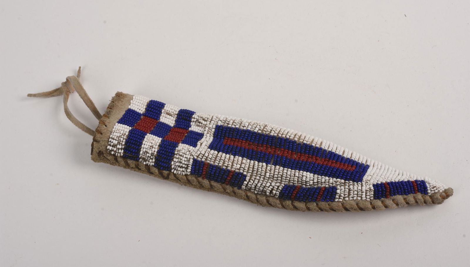 Native American Beaded Knife Sheath. (1 of 2)