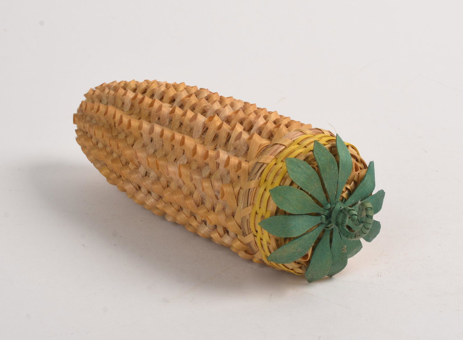 Clara Neptune Keezer Wabanaki Woven Corn Basket: 1998. Passamaquoddy. Length 8 inches.