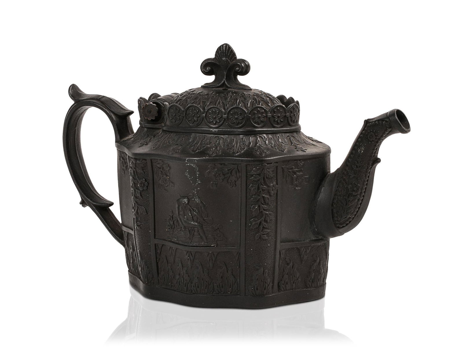 English Basalt Teapot. (1 of 5)