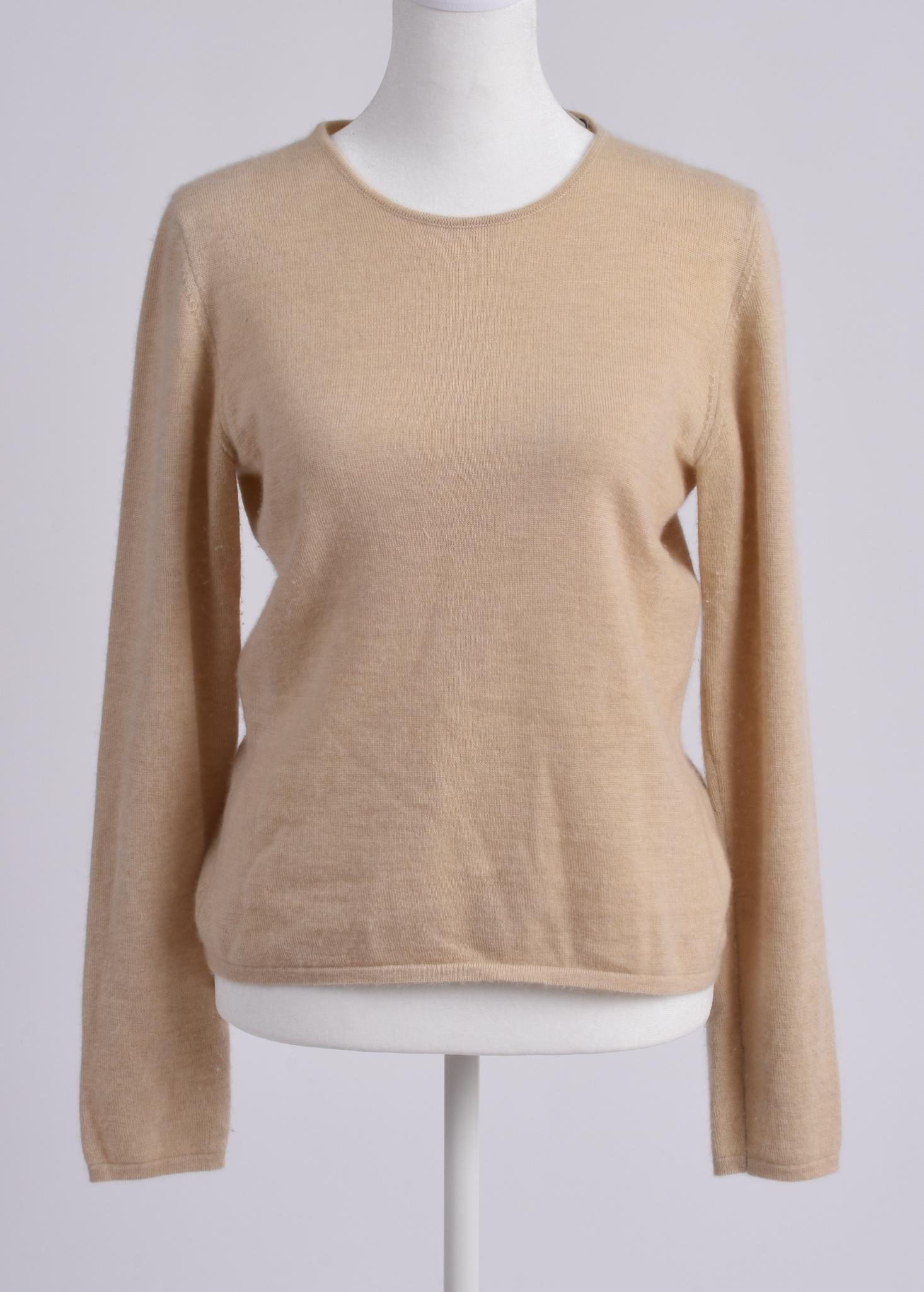 Oscar de la Renta, Cashmere Sweater, Small: size small, some pilling, cream color CONDITION:These are used articles, and may exhibit minor stains, wear, slight odors, and other minor defects. We have attempted to show any major damage in photog