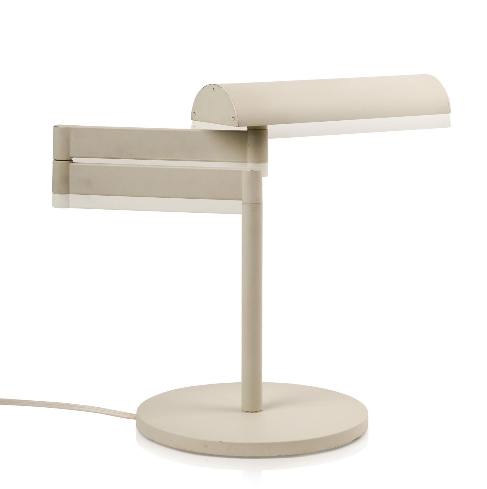 Metal Post Modern Lamp. (1 of 2)