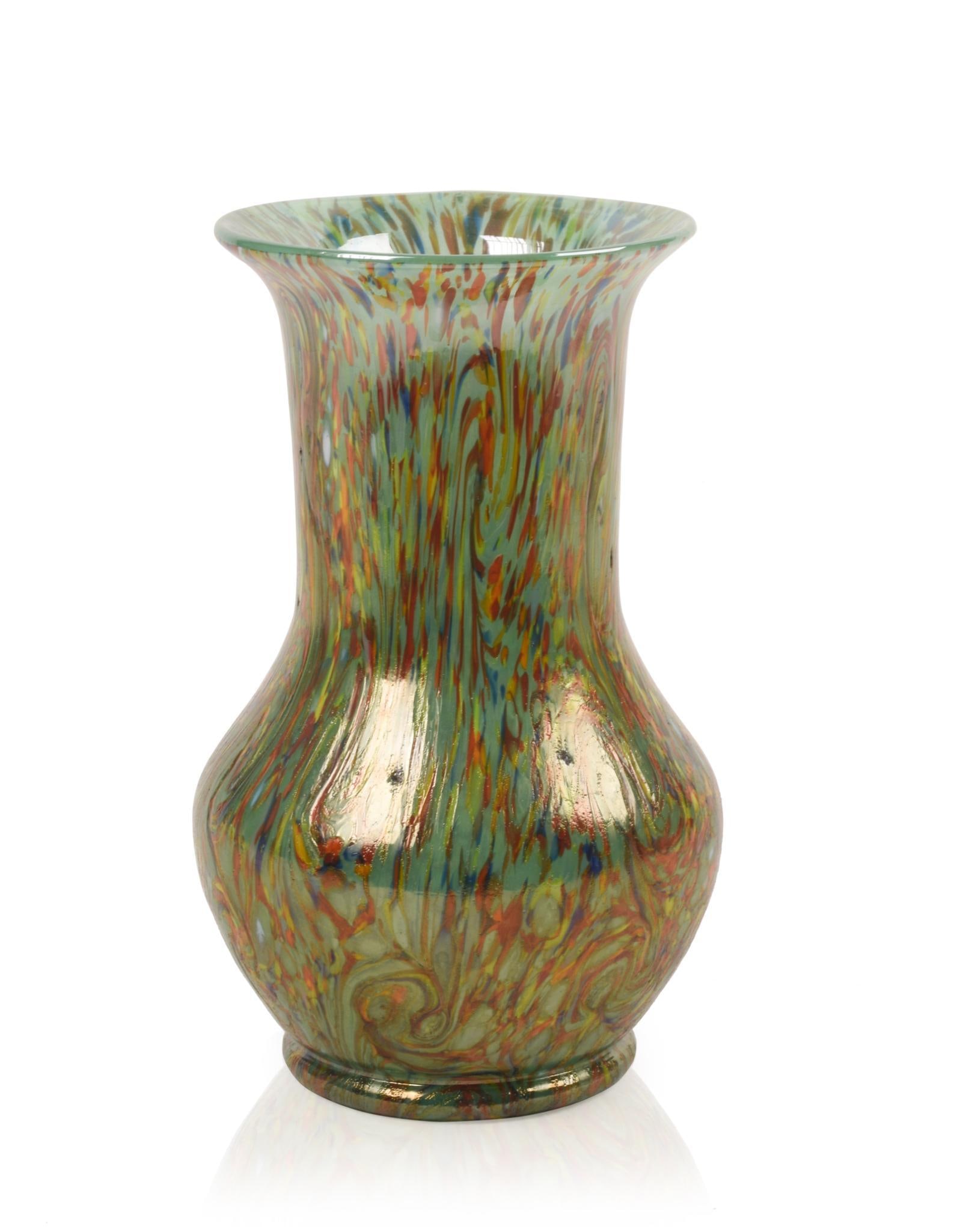 Loetz Ausfuhrung 237 Glass Vase. (1 of 3)