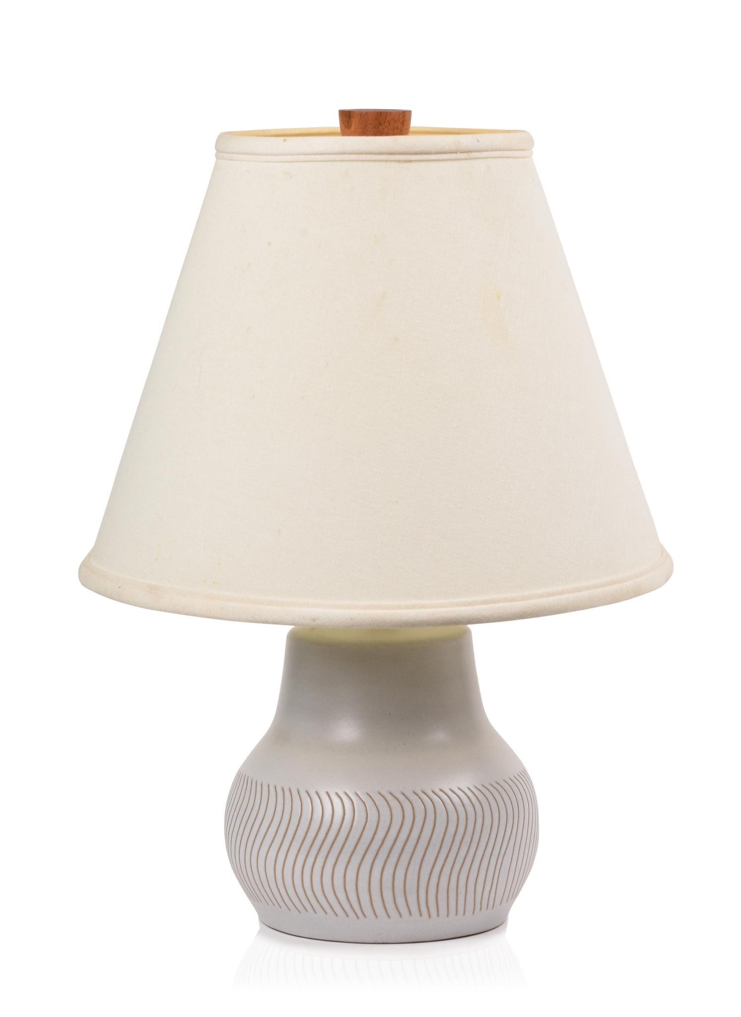 Jane and Gordon Martz Pottery Table Lamp (1 of 3)