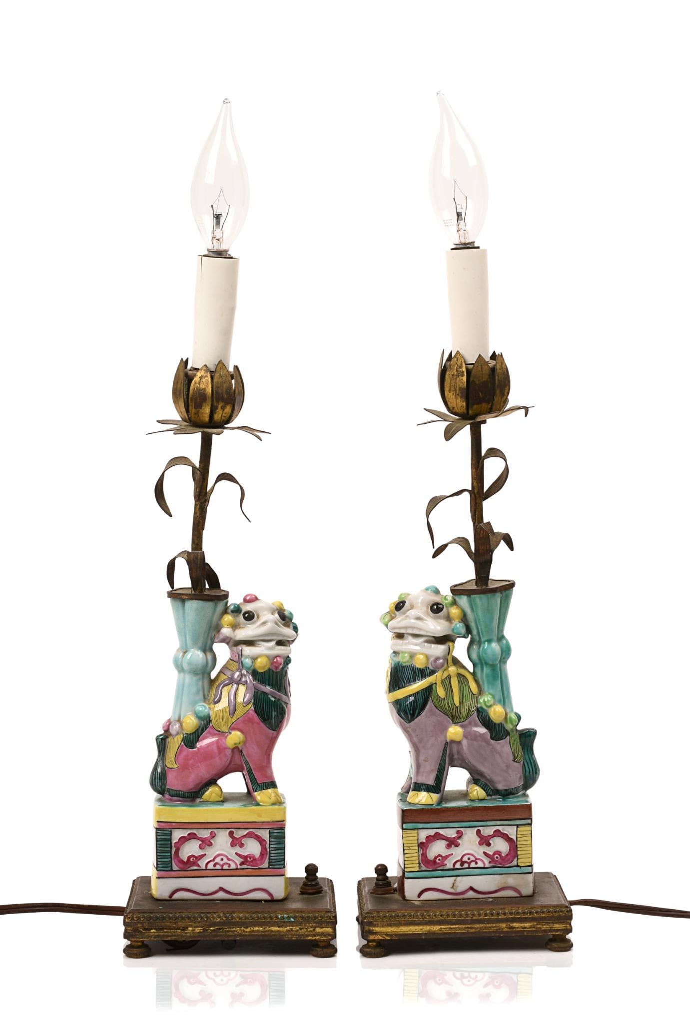 Pair of Chinese Porcelain Foo Dog Lamps. (1 of 4)