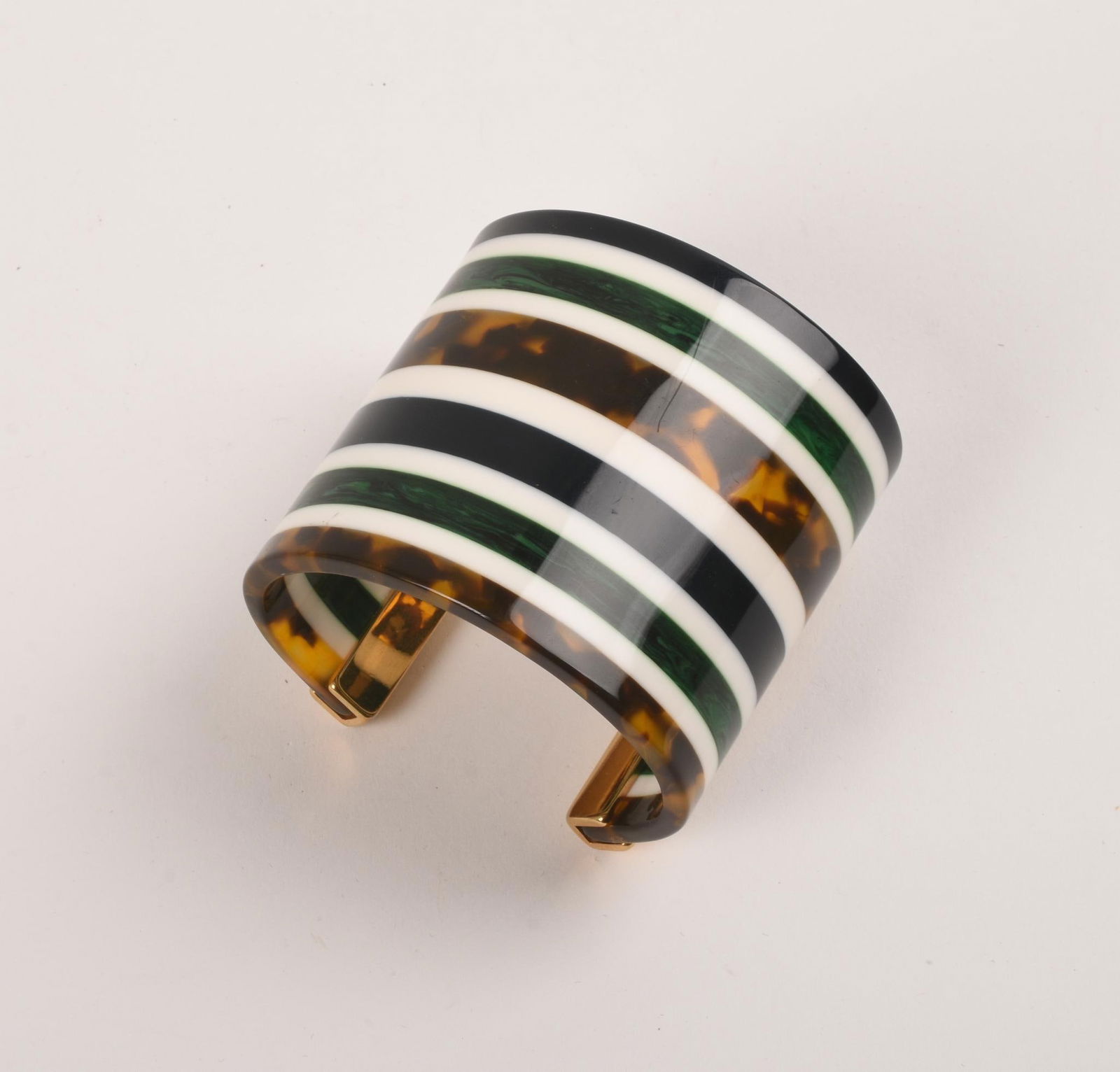 Tory Burch Large Cuff Bracelet. (1 of 4)