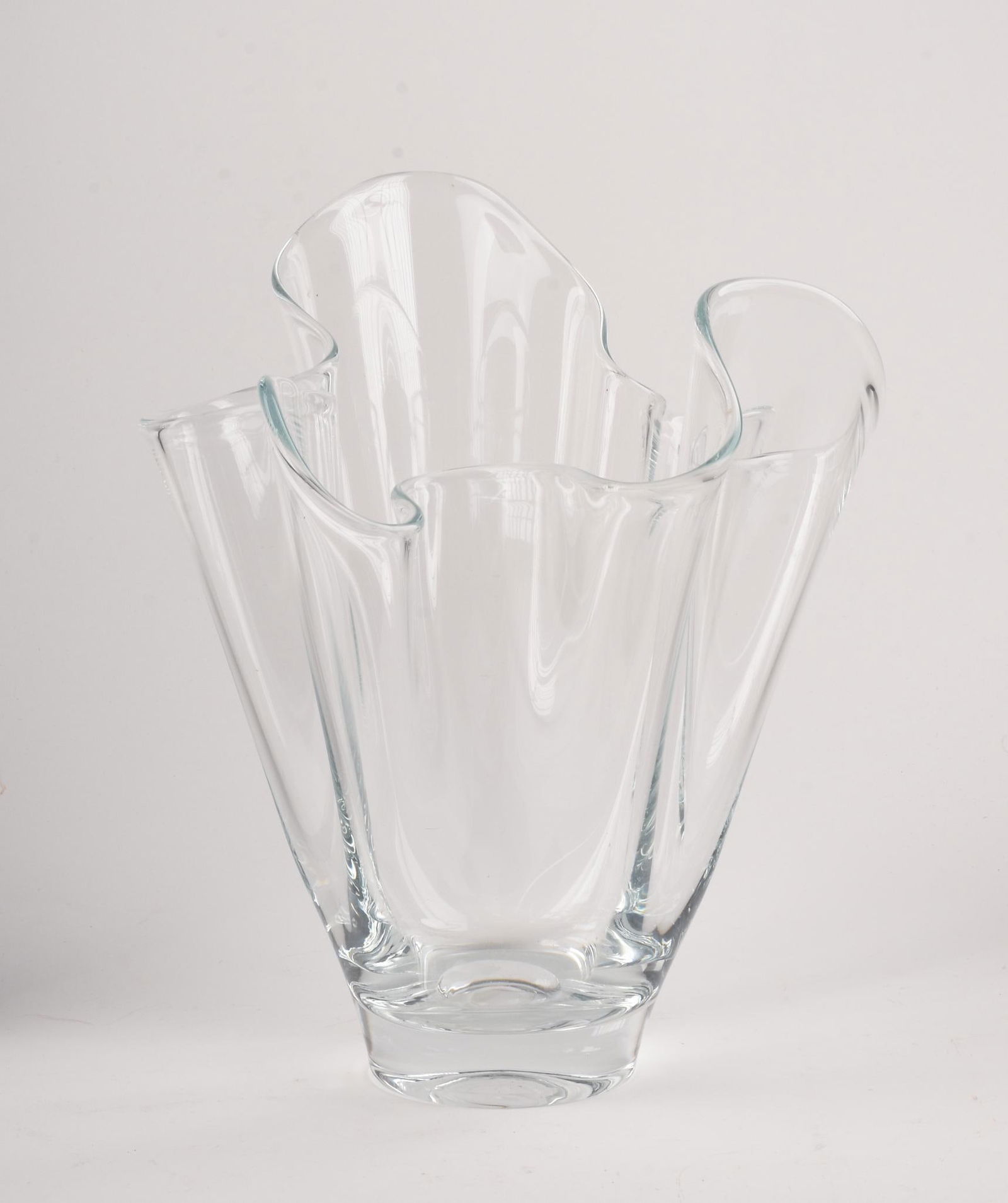 Large Handkerchief Vase, Possibly Steuben. (1 of 3)