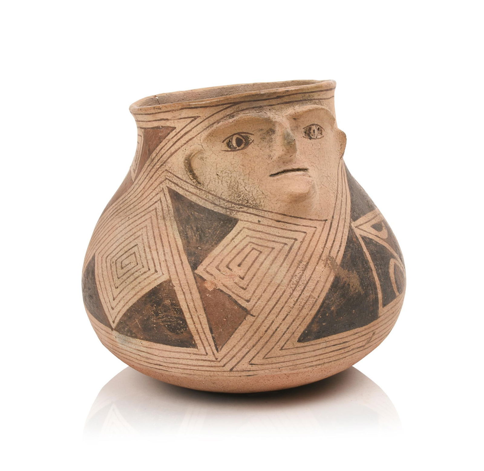 EARLY POLYCHROME CASA GRANDE FIGURAL POT (1 of 7)