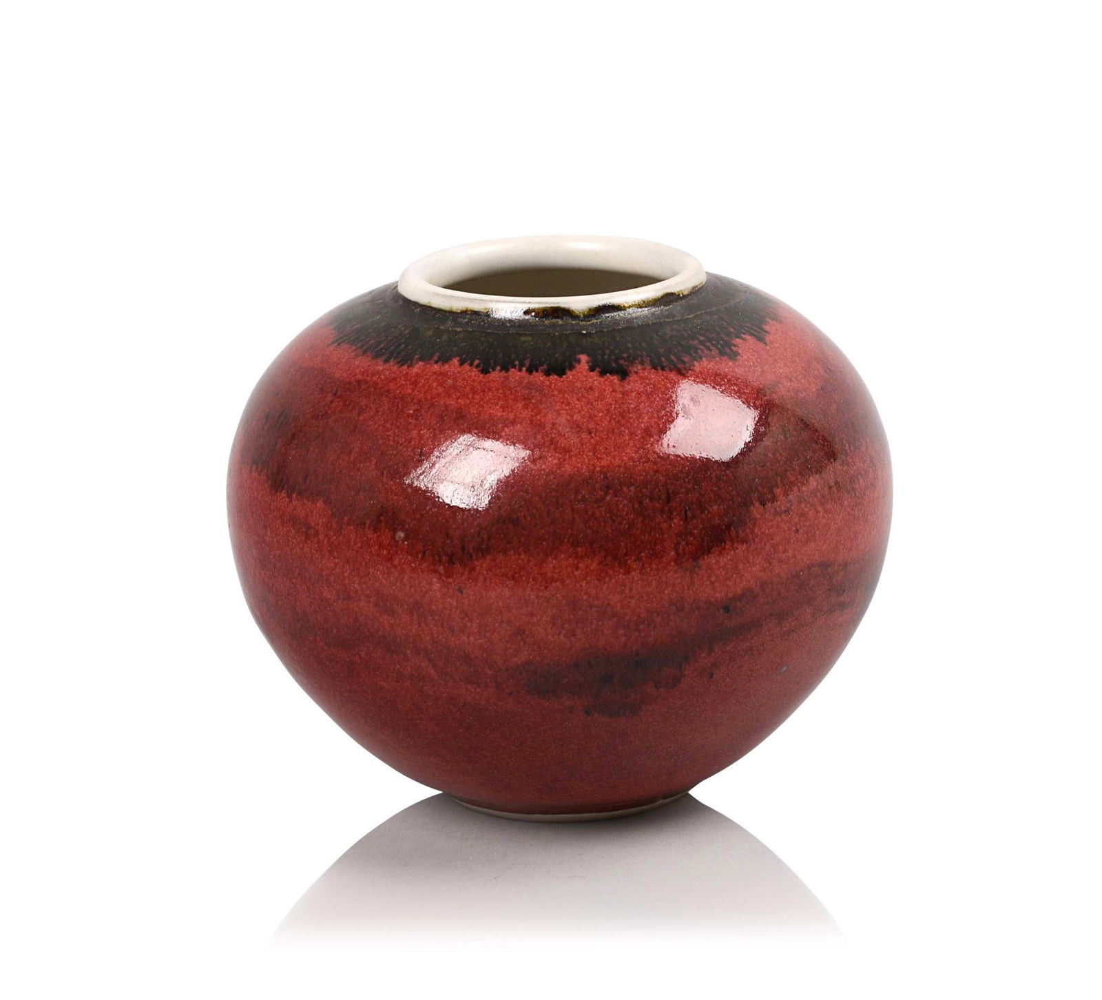 Gerry Williams Studio Porcelain Vase. (1 of 4)