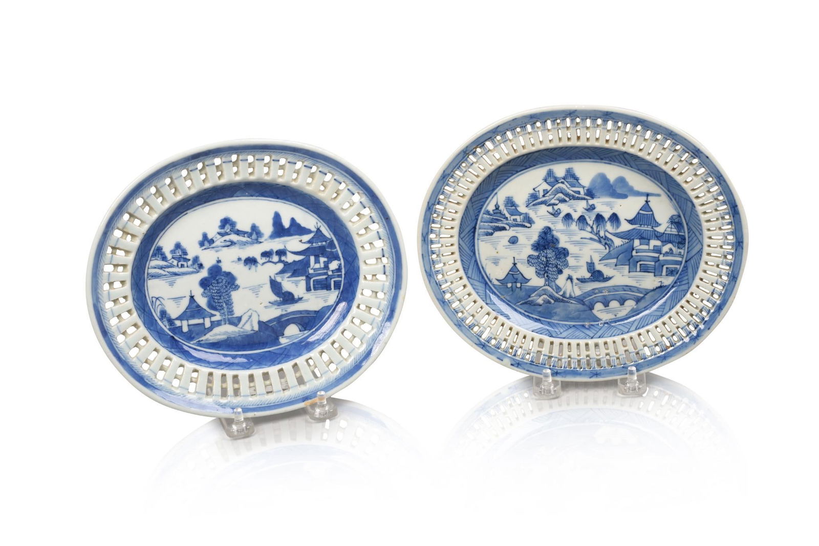 TWO CHINESE CANTON PORCELAIN TRAYS 19th Century (1 of 3)