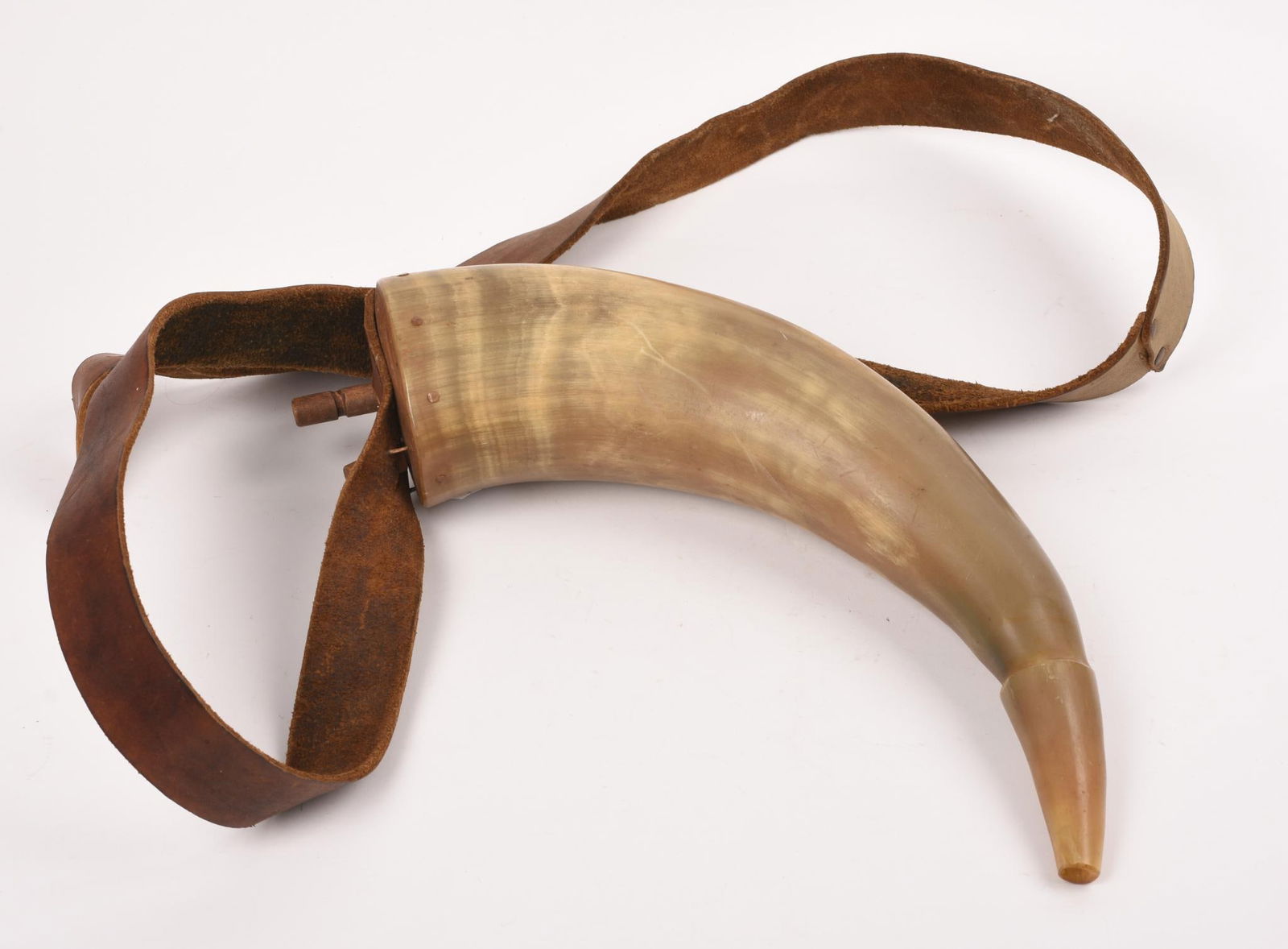 Large 19th Century Powder Horn With Leather Strap. (1 of 5)