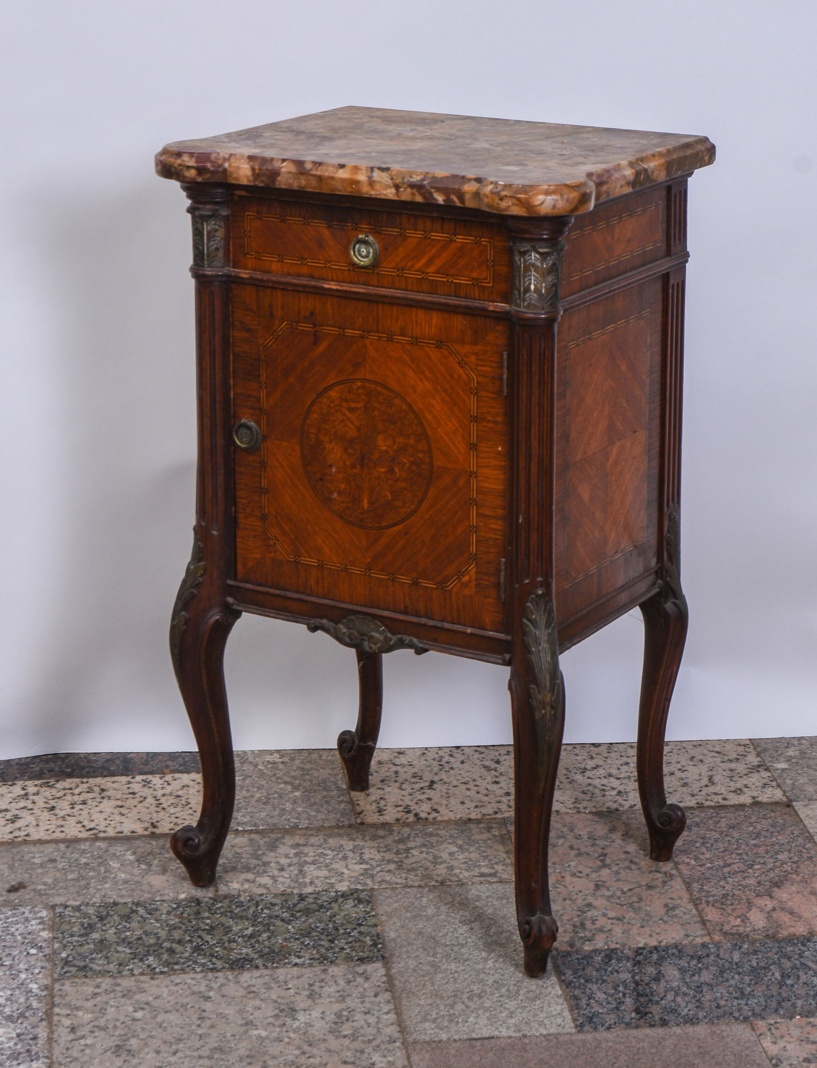 Berman Furniture Inlaid Marble Top Side Table. (1 of 5)