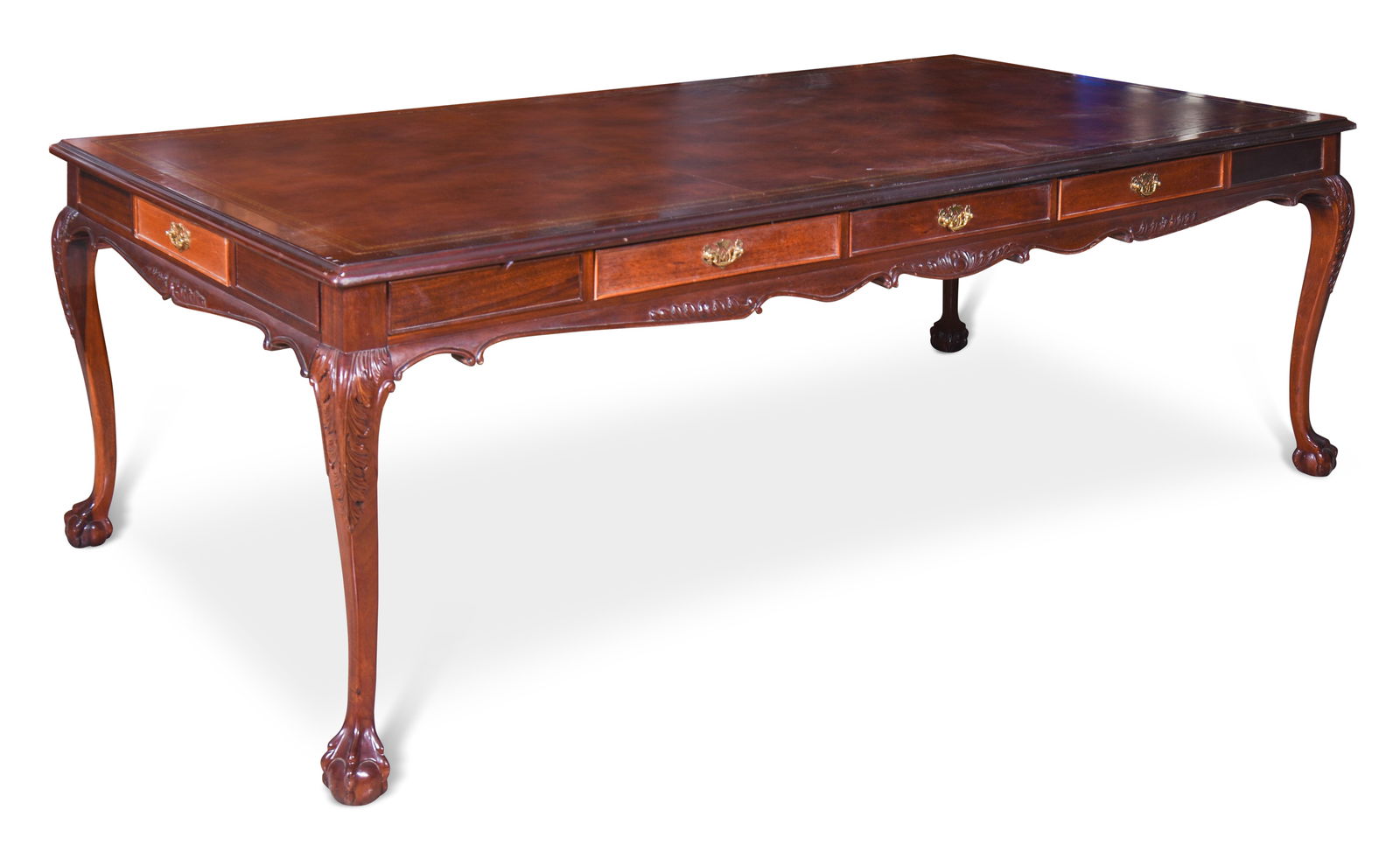 Large Chippendale Style Dining Table. (1 of 3)