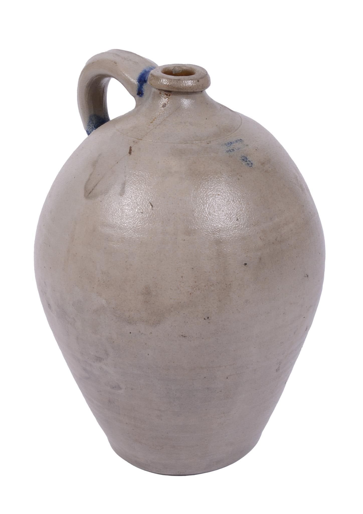 S.T. Brewer New London Connecticut Three Gallon Stoneware Jar. (1 of 4)