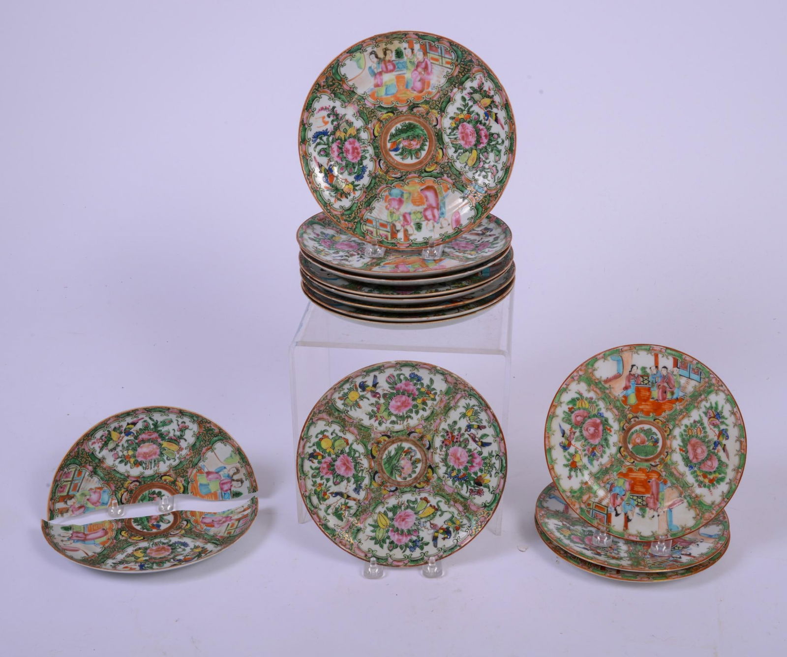 Thirteen Chinese Export Rose Medallion Plates. (1 of 6)