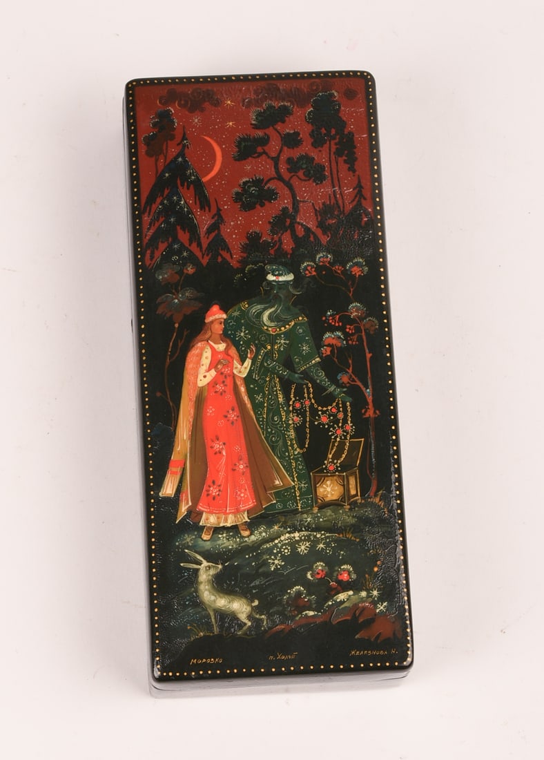 Russian Black Lacquer Box with Painted Scene on Lid (1 of 6)
