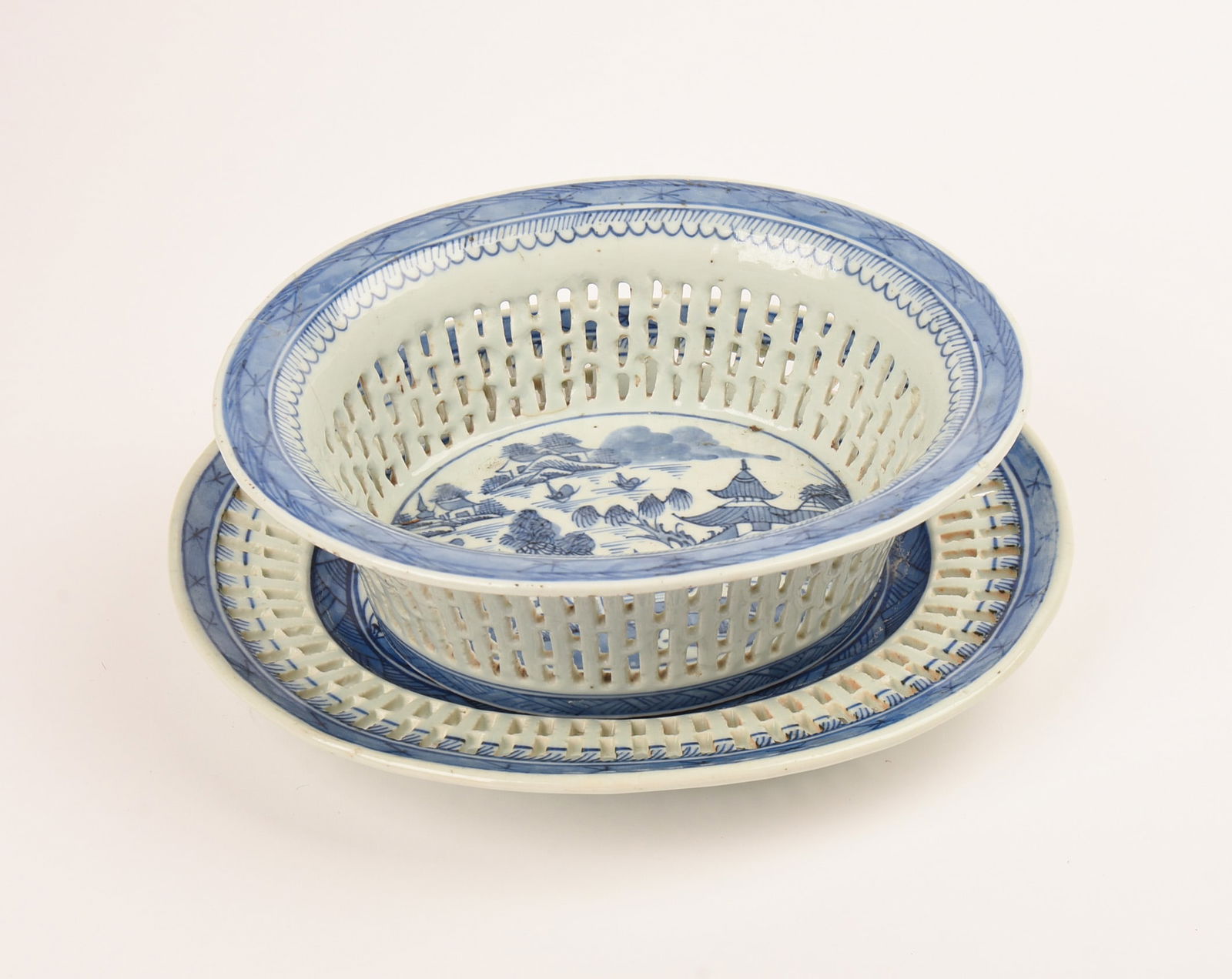 19th Century Chinese Canton Reticulated Basket and Under tray. (1 of 3)
