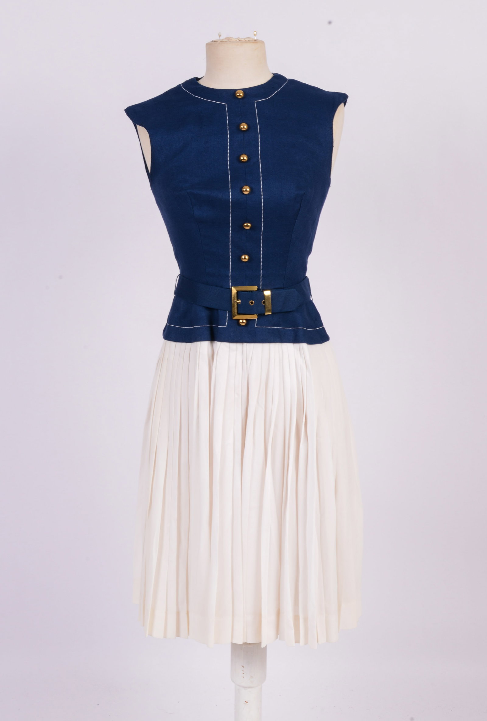 Pat Sandler for Highlight 60's Sleeveless Dress, Size S: With belt and buttons. Missing one button. Size small, total length 40.5 inches.