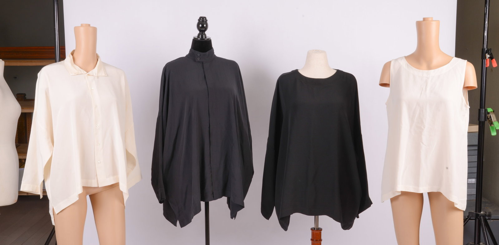 Four Eskandar Women's Silk Tops: Black blouse size 2, black short sleeve top size 2, white blouse size 0 and white camisole size 1, good condition