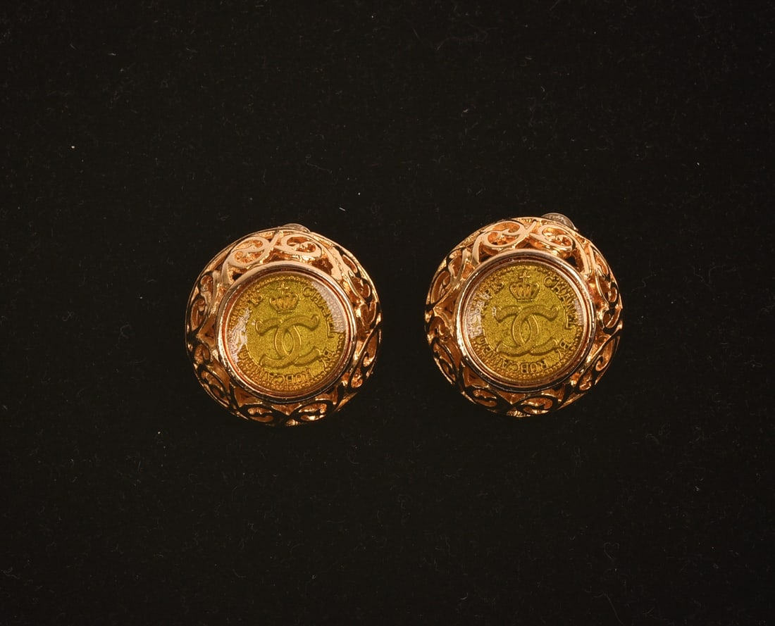 Pair of Vintage Chanel Earrings. (1 of 3)