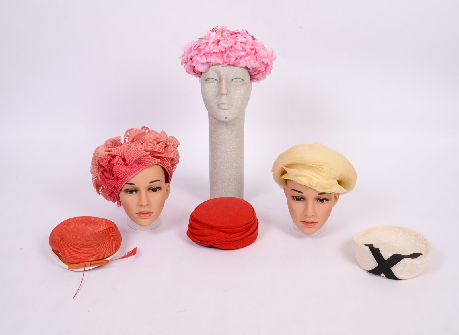 Six Vintage Ladies Hats: Diameters 7 to 8 inches.