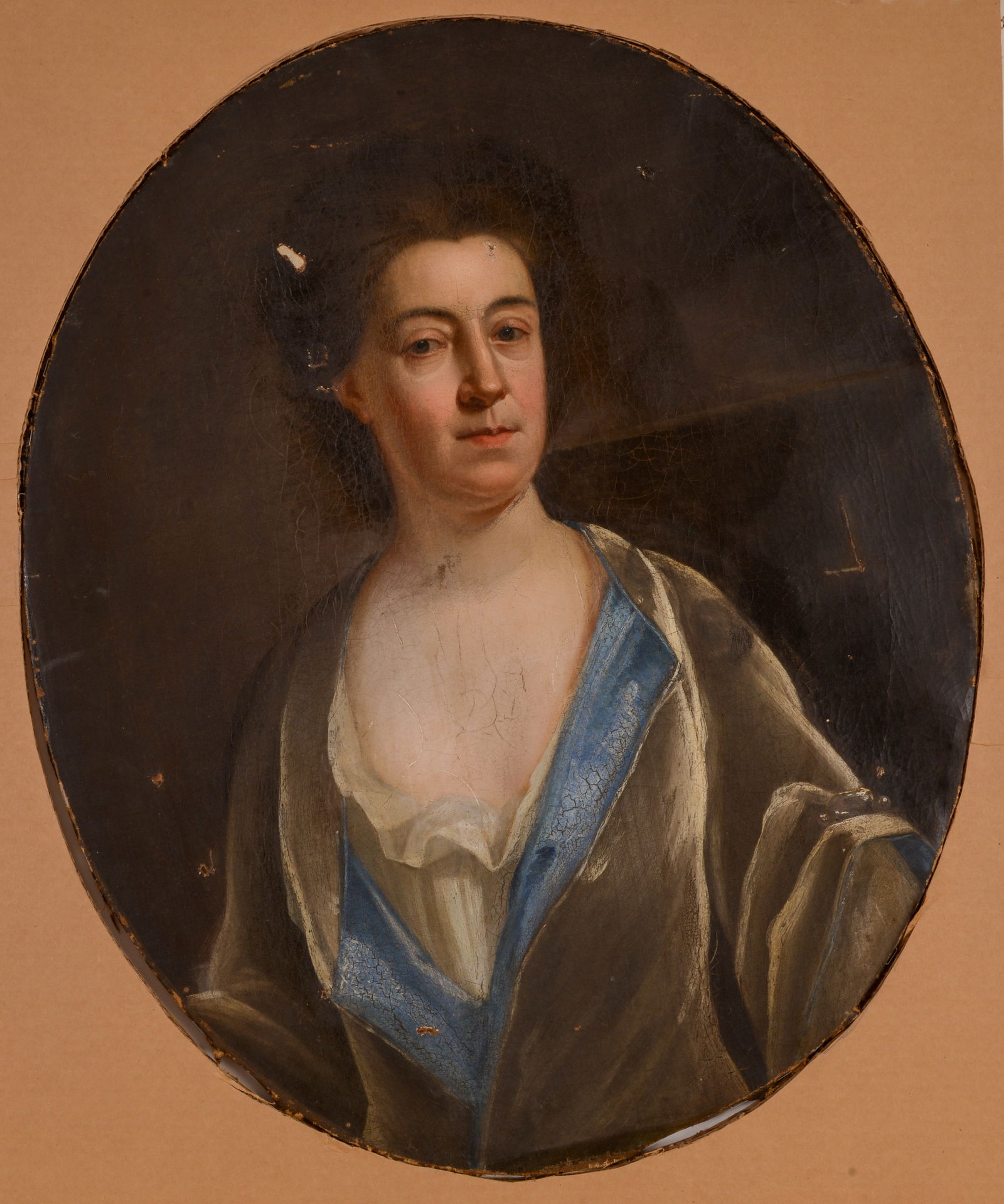 18TH CENTURY OVAL FOLK ART PORTRAIT OF A WOMAN (1 of 3)