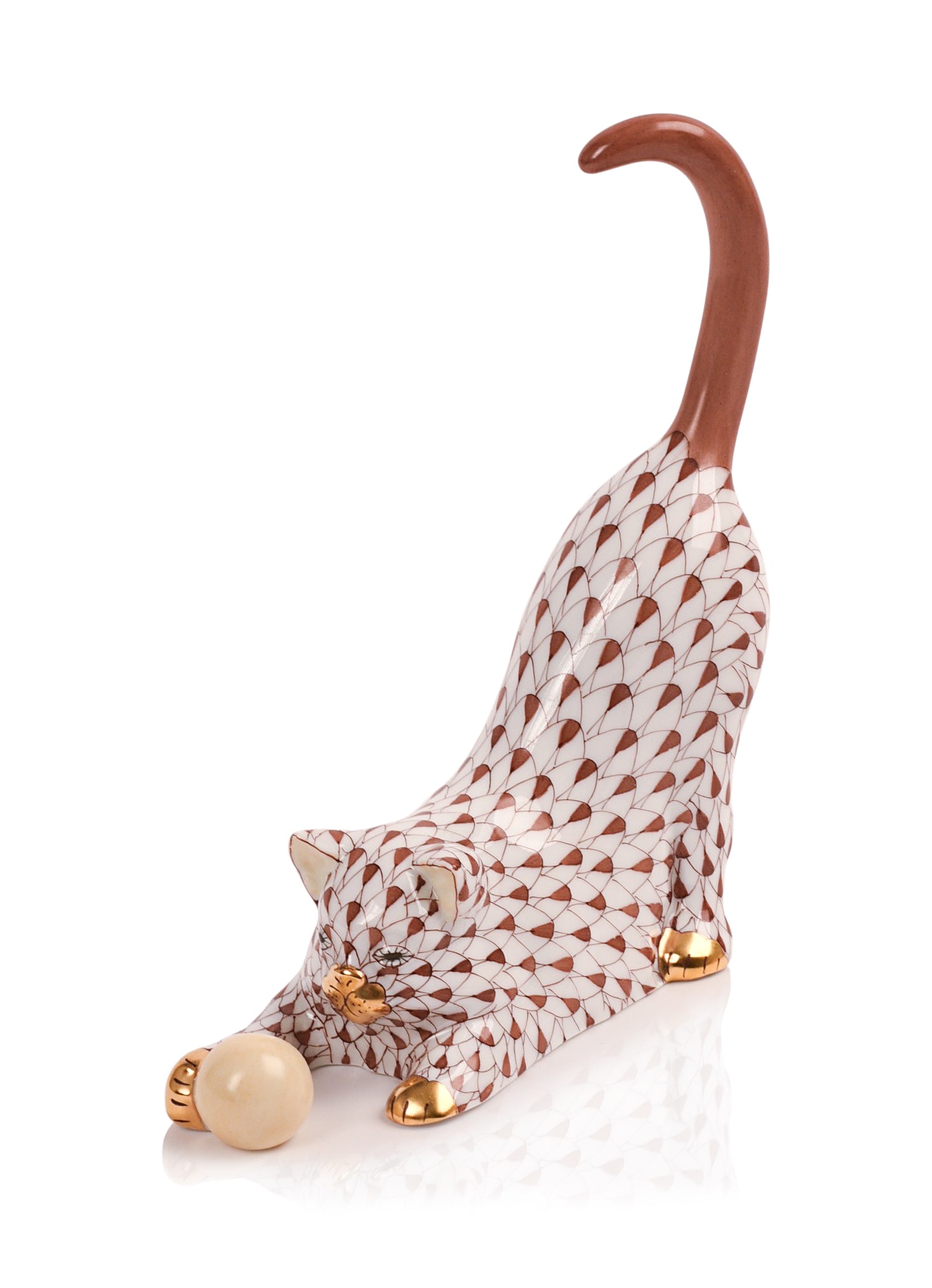 HEREND PORCELAIN CAT. (1 of 4)