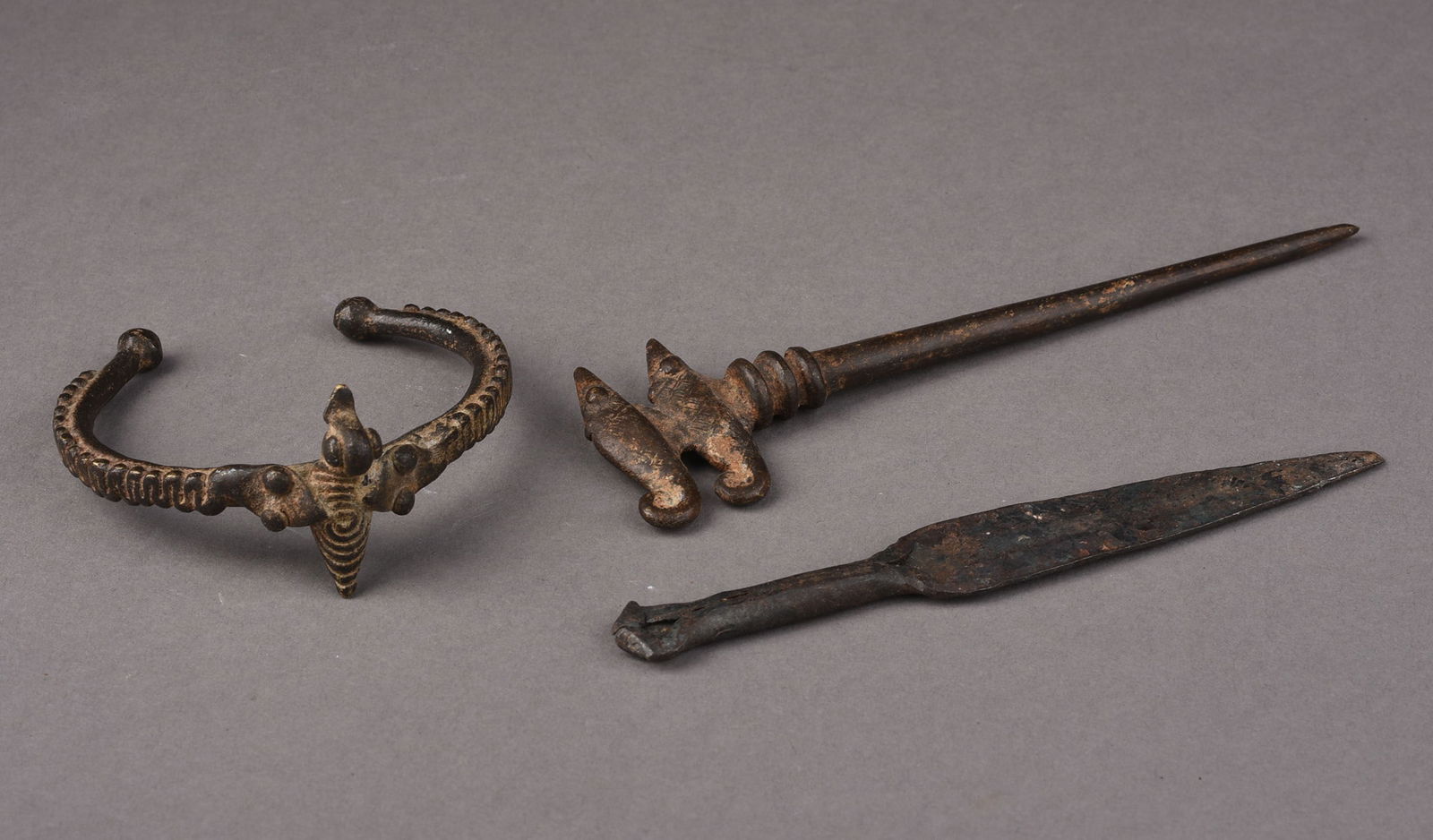 TWO BENIN BRONZE KNIVES AND A BRACELET (1 of 3)