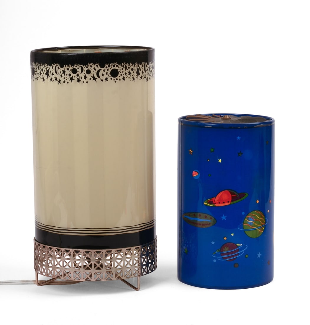 L.A. Goodman Motion Lamp With Stars. (1 of 5)