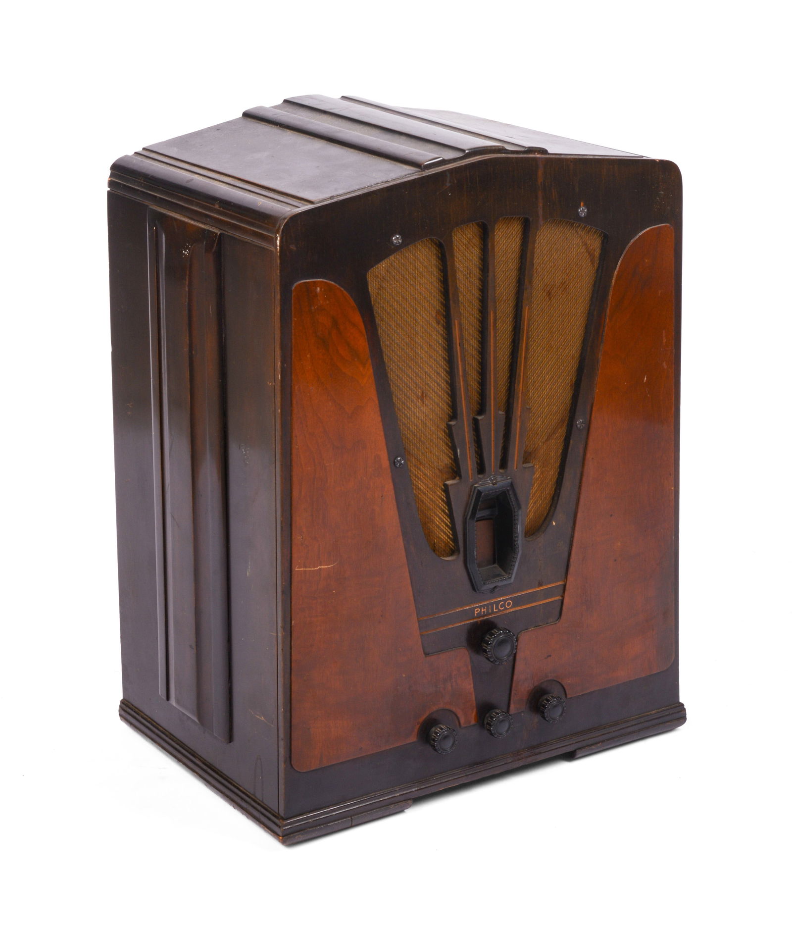 Philco Model 16B Tombstone Radio.: 22 x 16 x 12 inches. Needs rewiring, not tested for operation. Fair cosmetic condition, with some surface scratches. IN HOUSE SHIPPING: We offer very competitively priced in house shipping for all ite